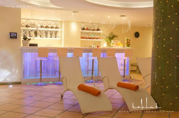 Ūdens burbuļpanelis SPA salonā "The Garden", Jūrmala / 2011. gads